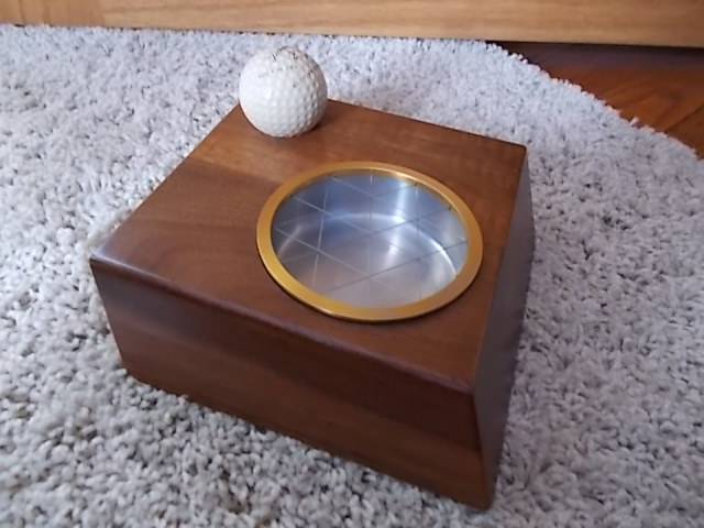 Vintage 1962 Hole In One Golf Ball Trophy Ashtray Wooden Desk Plaque Titleist #2