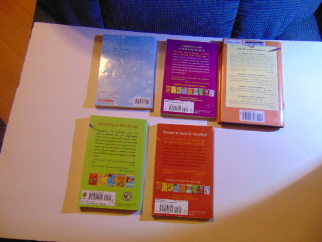Mixed Lot of Children's Paperback Chapter Books According to 