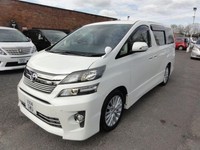  Toyota Vellfire GOLDEN EYES 2 EDITION Petrol Automatic