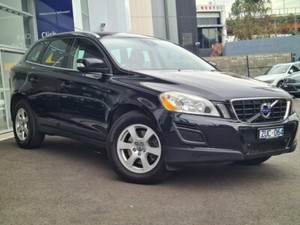 Black sapphire volvo