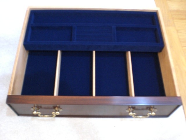 Henkel Harris Mahogany Lingerie Chest 174-Finish 29