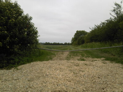 Photo 6x4 Track to Lowfields Farm Welbourn 2 c2009