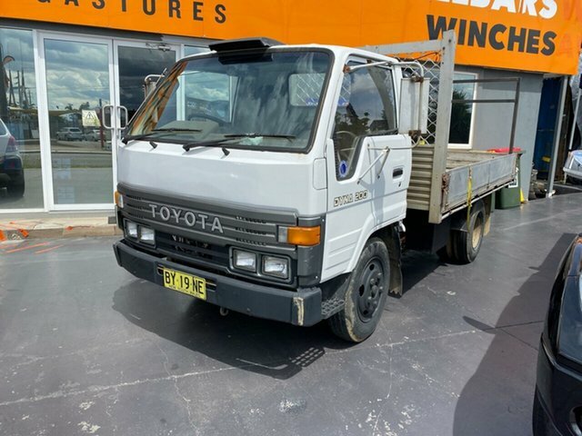 Toyota dyna 200