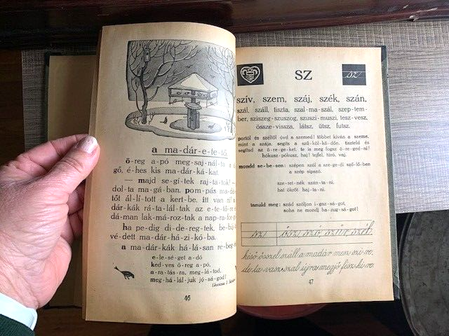 1925 Hungary/Hungarian School Lesson Book Betu Orszag Good Used Condition