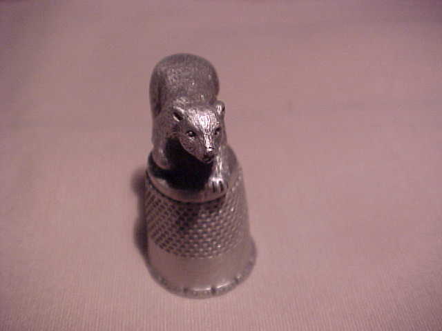 Bear Pewter Vintage Thimble