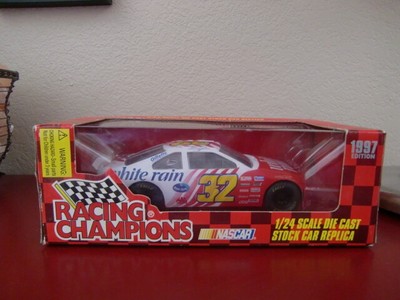 Racing Champions NASCAR #32 DALE JARRETT 1997 EDITION WHITE RAIN SCALE 1:24