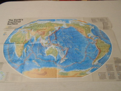 1995 MAP OF THE EARTH'S FRACTURED SURFACE NATIONAL GEOGRAPHIC (4)