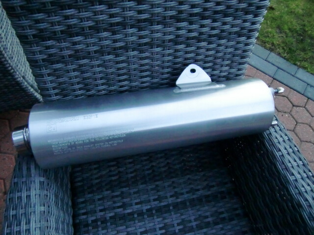 SUZUKI BANDIT GSF 1200 AUSPUFF / ENDTOPF --  1995-2005 