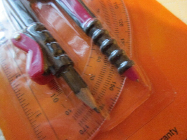 Fiskars Compass and Protractor Set, Brand new