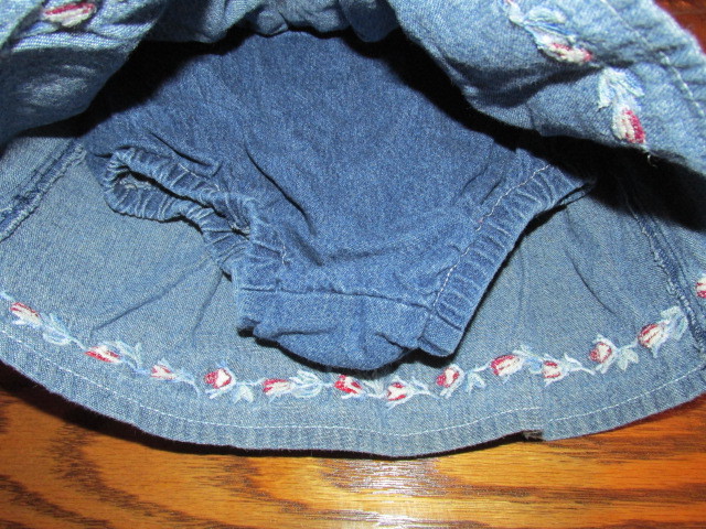 Esprit Denim Skort/Skirt w/Red, White, Blue Flowers Toddler/Girls Size 24 Months