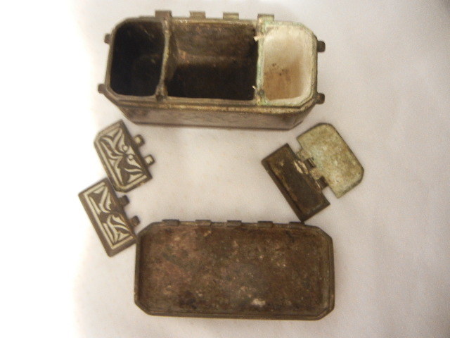 ANTIQUE 19th C BRONZE BETEL NUT COFFIN BOX DUTCH EAST INDIES INDONESIA MALAYSIA