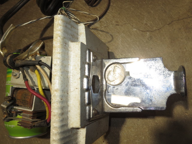 VINTAGE COIN ACCEPTOR Quarters