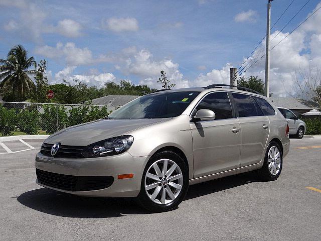 2013 Volkswagen Jetta WAGON TDI SportWagen DIESEL PREMIUM PACKAGE