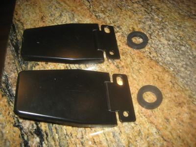 Par De Bisagras Negras Para Puerta Levadiza De Jeep Wrangler TJ 1997-2006 | Referencia 11218.03 | 2 Piezas
