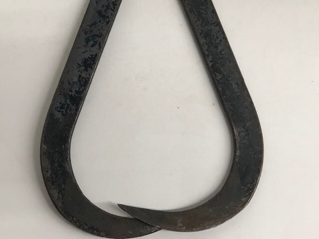 Vintage Primitive Farmhouse Metal Ice Block Tongs Lifter Tool Silver Rust Finish