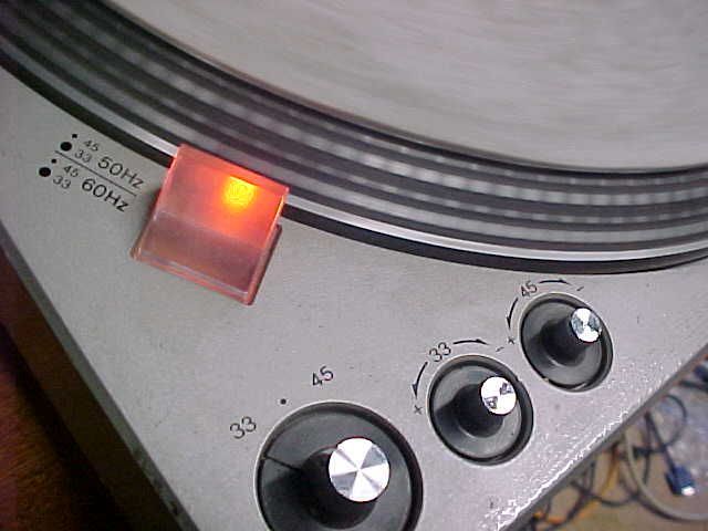 Technics SL-1600 Direct Drive Turntable (working)