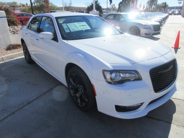 2023 Chrysler 300 TOURING L RWD