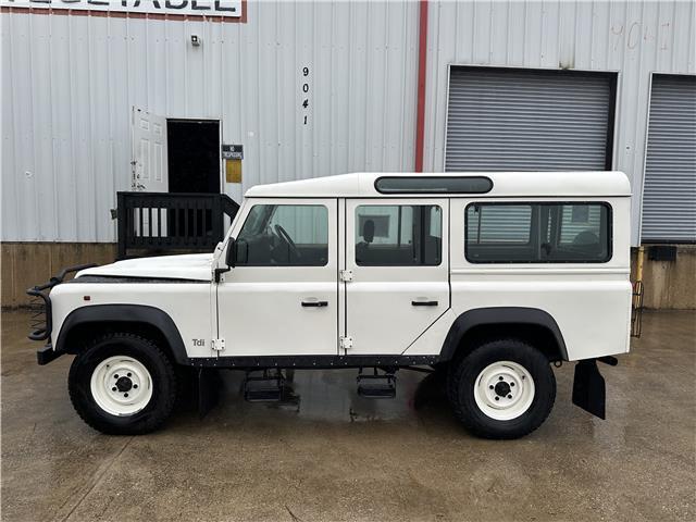 1996 Land Rover Defender  181624 Miles    Manual