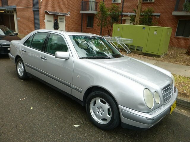 E240 мерседес 1999