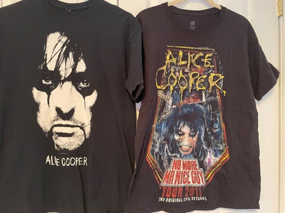 2 VINTAGE ALICE COOPER NO MORE MR NICE GUY 2011 and 2014 N.A TOUR T SHIRTS M