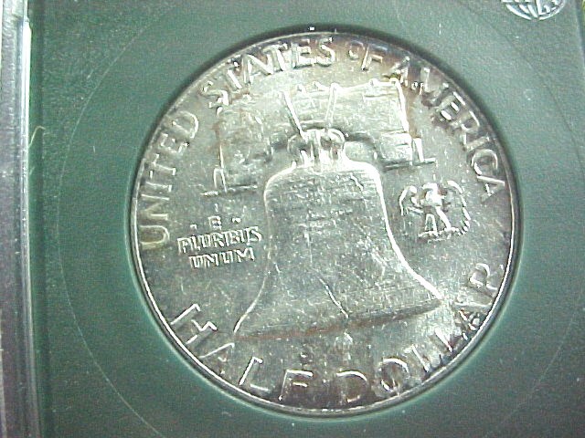 1951 FRANKLIN HALF DOLLAR    SILVER -  SLABBED  -  BU  SOME  TONING