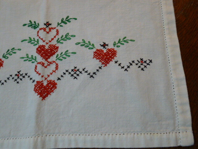 Vintage Hand Embroidered Cotton Table Runner Dresser Scarf Cross Stitch Hearts