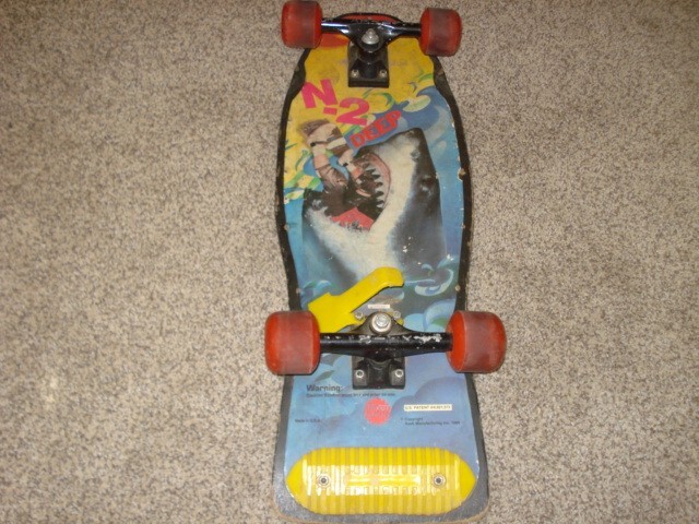 NASH ナッシュ スケートボード Shark ビンテージ Vintage Nash Shark Skateboard in Wood with Light Blue Shark