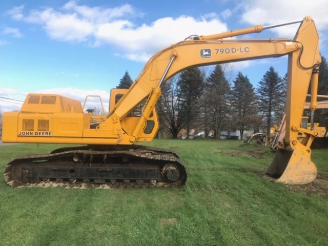 1990 John Deere 790D Hydraulic Excavator
