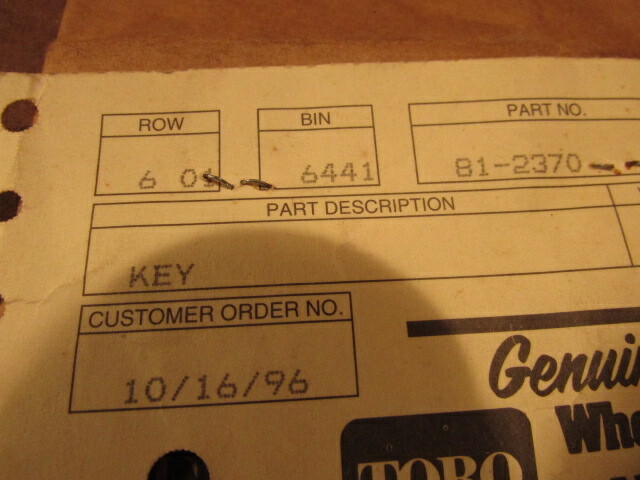 2 NOS Wheel Horse Toro Part 81-2370 half moon keys deck push mower lawn