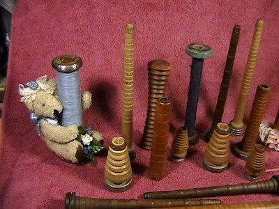 19 Vintage Wooden Textile Thread Sewing Spools Antique Industrial Bobbins Crafts
