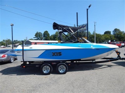 2014 Axis Wake Research T22 Boatmate Trailer Ballast Bimini Stereo Cruise 15 Cap