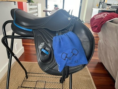 17' CWD saddle se25 2GS  2019 in perfect condition 