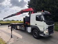 2015 Volvo FM 330 E6 Sleeper cab cheese wedge beavertail FASSI F365 remote crane