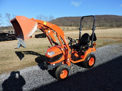 2016 Kubota BX2370 Sub compact Tractor Loader 4X4 Diesel 3 Point Hitch 540 PTO !