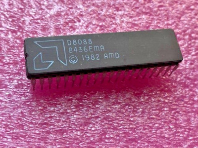 2pc  D8088 Microprocessor AMD