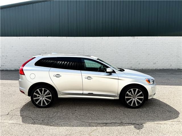 Owner 2014  Volvo XC60 Bright Silver Metallic with 87,558 Miles, for sale!