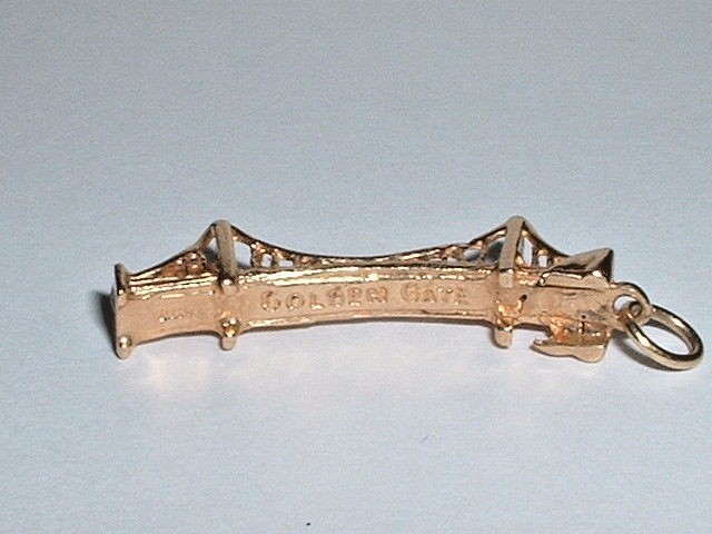 VINTAGE 14k YELLOW GOLD 3D GOLDEN GATE BRIDGE STANHOPE PENDANT CHARM