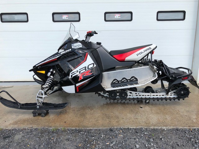 2013 Polaris Rush Pro- R 800 Efi SwitchBack Snowmobile Electric Start " Low Mile