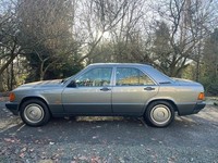 1990 Mercedes-Benz 190 190E 1.8 4dr Auto SALOON Petrol Automatic