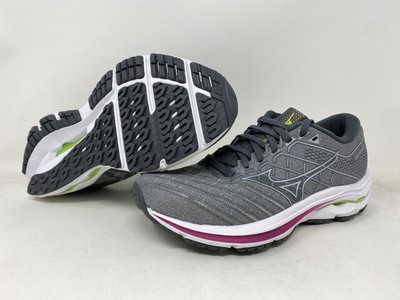 

Mizuno Womens Wave Inspire 18 Running Shoe, Ultimate Grey/Silver