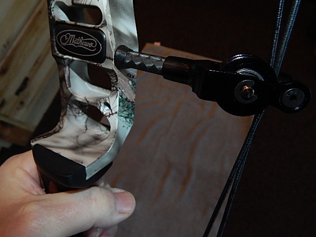 Mathews Triax RH 60-70 DW 29.5