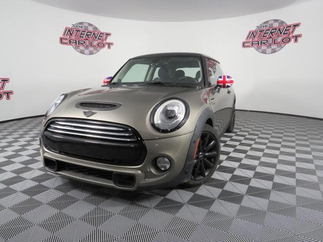 2018 MINI Hardtop 2 Door, Gray with 29543 Miles available now!