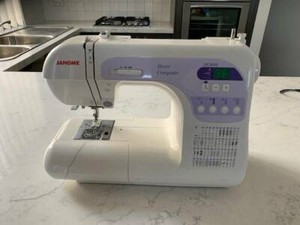 Швейная машина janome dc3050