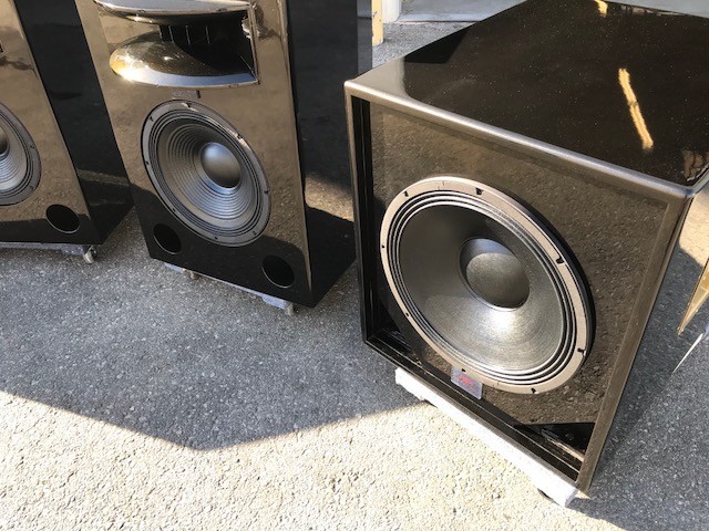 SIngle 15 inch Studio Monitoring Mains System Subs Amps Beryllium Horn Drivers