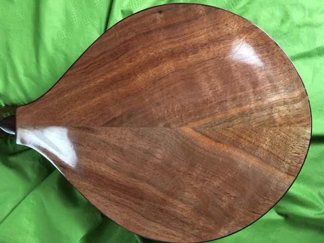 USA BREEDLOVE CUSTOM AO MANDOLIN CLARO WALNUT & SPRUCE W/CASE MANDO