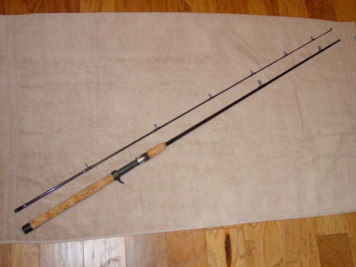 G Loomis Premier PMR682C Casting Rod Black Cork Used Excellent