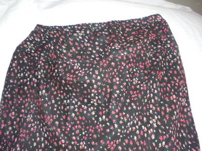 MOTHERHOOD MATERNITY~Long Blk Floral Skirt w/ Organza Overlay~Sz M