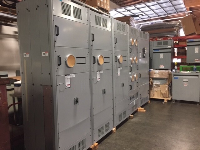 NEW SIEMENS 2000 AMP 208Y/120V MULTI METER SWITCHBOARD INDOOR