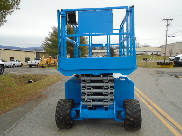 2008 GENIE GS-3268RT 4X4 ROUGH TERRAIN SCISSOR LIFT
