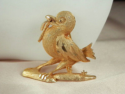 Verrrry Cute Victorius Early Bird Gets The Worm Brooch Vintage 1960s-70s  138A4